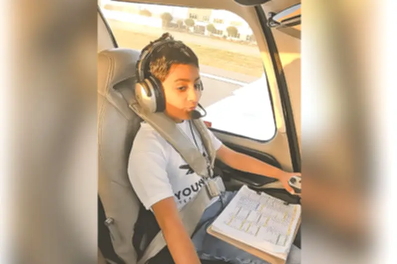 মাত্র ১১ বছর বয়সে উড়োজাহাজ চালিয়ে তাক লাগালেন ঋষি শর্মা, ভাইরাল ভিডিও