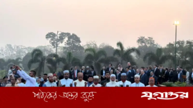 স্বাধীনতা দিবসে জাতীয় স্মৃতিসৌধে বিরোধীদলীয় নেতা শফিকুর রহমানের শ্রদ্ধা নিবেদন