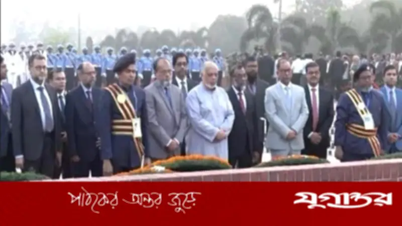 স্বাধীনতা দিবসে প্রধান বিচারপতির শ্রদ্ধা: জাতীয় স্মৃতিসৌধে পুষ্পস্তবক অর্পণ