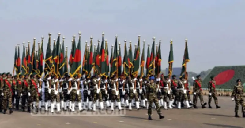 ১৮ বছর পর জাতীয় প্যারেড স্কয়ারে স্বাধীনতা দিবসের ঐতিহাসিক কুচকাওয়াজ অনুষ্ঠিত