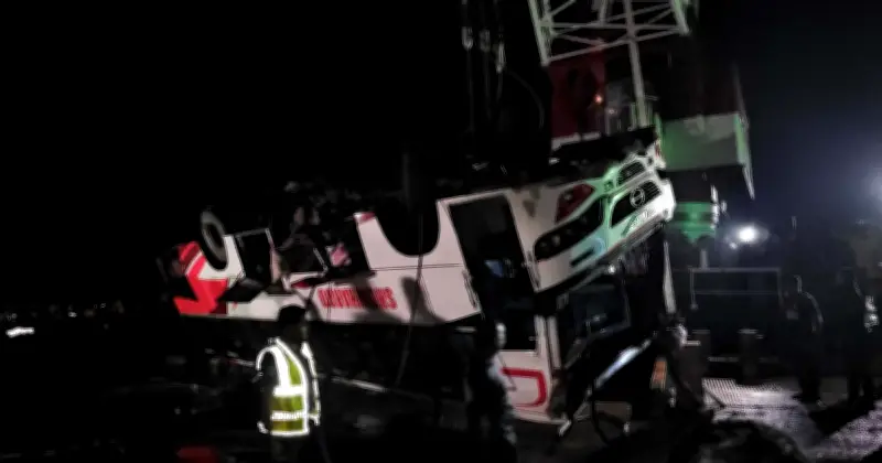 পদ্মা নদীতে বাসডুবি: আরও ৩ মরদেহ উদ্ধার, মোট সংখ্যা ২৬