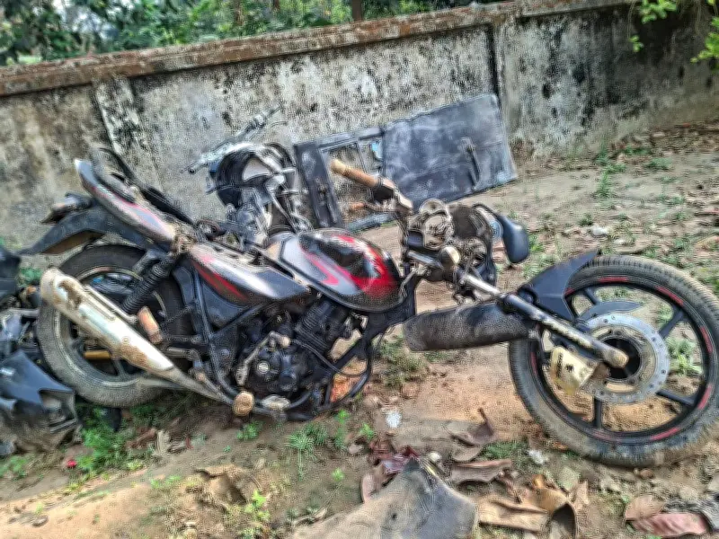 চকরিয়ায় সড়ক দুর্ঘটনায় দুই মোটরসাইকেল আরোহীর মৃত্যু, বাস চালক পালিয়েছেন