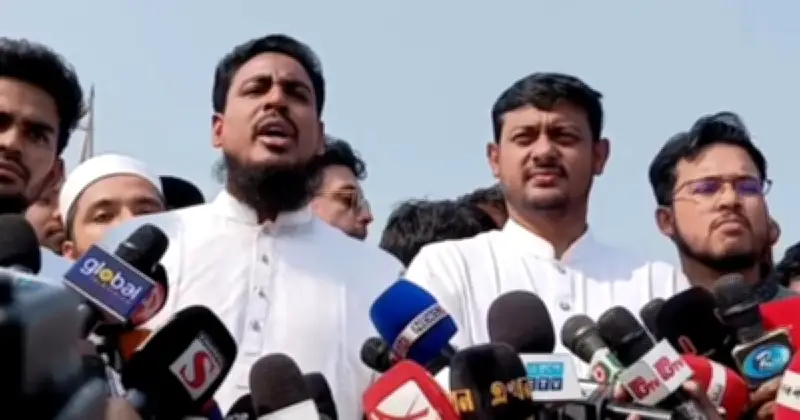 এনসিপি নেতা আখতার হোসেনের নতুন সংবিধান দাবি: গণভোট রায় বাস্তবায়নে তালবাহানার অভিযোগ