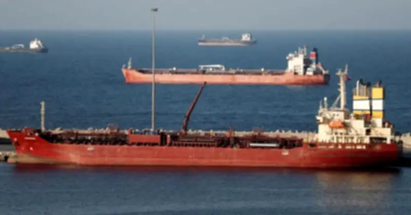 হরমুজ প্রণালিতে বাংলাদেশি জাহাজ চলাচল অব্যাহত: ইরানের কোনো আনুষ্ঠানিক নিষেধাজ্ঞা নেই
