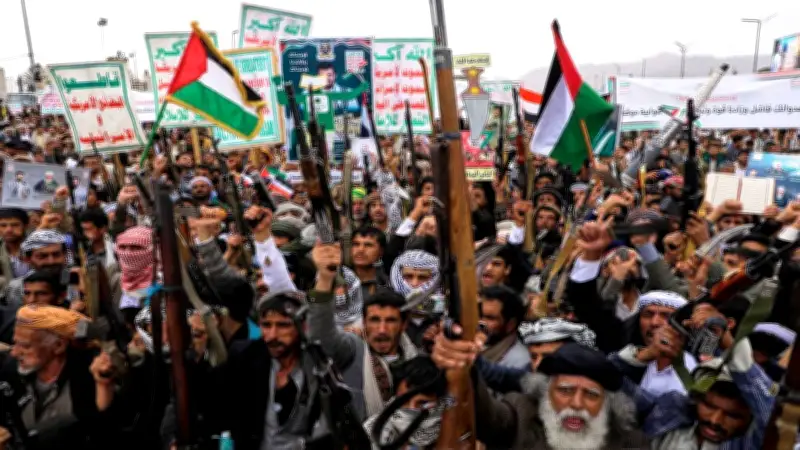 ইরানের সঙ্গে যোগ দিতে প্রস্তুত হুথি, হরমুজ প্রণালি বন্ধে ইরানের সতর্কতা