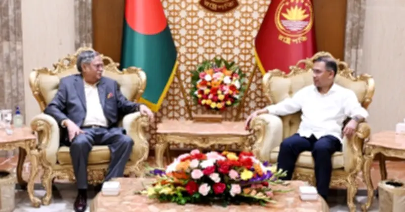 বঙ্গভবনে রাষ্ট্রপতি সাহাবুদ্দিনের সঙ্গে প্রধানমন্ত্রী তারেক রহমানের প্রথম আনুষ্ঠানিক সাক্ষাৎ