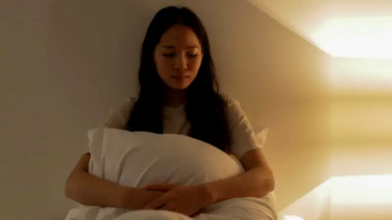 ঘুমের অভাব ও পাতলা ঘুম: স্বাস্থ্যহানির কারণ ও প্রতিকার