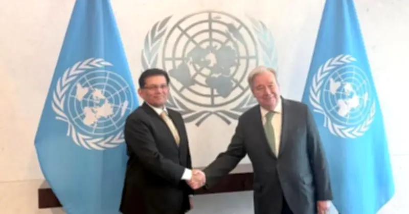 জাতিসংঘ মহাসচিবের সঙ্গে বৈঠকে বাংলাদেশের পররাষ্ট্রমন্ত্রী, রোহিঙ্গা ইস্যুতে প্রশংসা