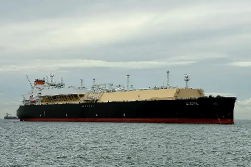 ইলেকট্রনিক পণ্য আমদানিতে সপ্তাহে তিন ট্রিলিয়ন টাকা আয়