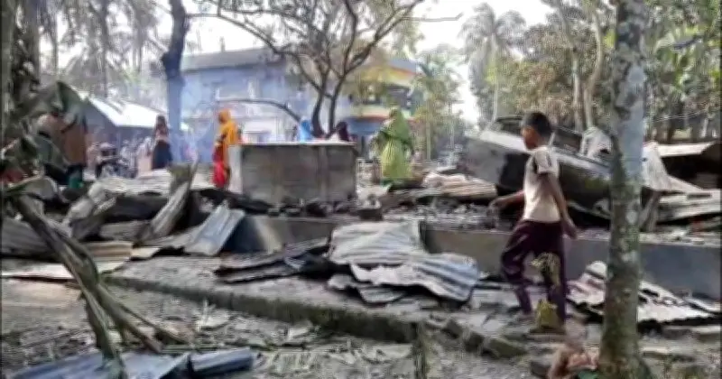 বাগেরহাটের চিতলমারীতে আধিপত্যের সংঘাতে হামলা, এক নিহত ও বহু বাড়িতে লুটপাট