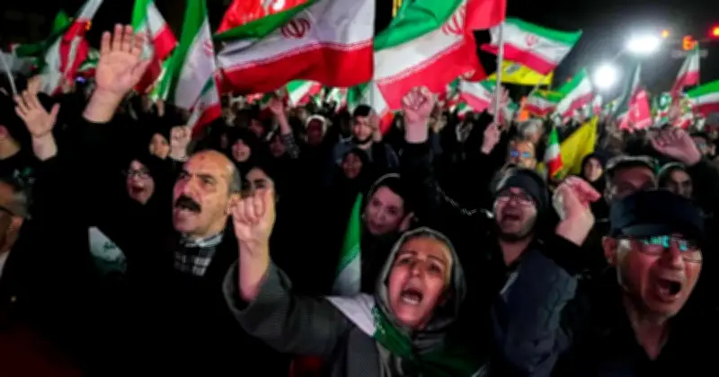 ইরানে ইসরায়েল-মার্কিন বিমান হামলায় ধ্বংসস্তূপে আটকা, রেড ক্রিসেন্টের তল্লাশি