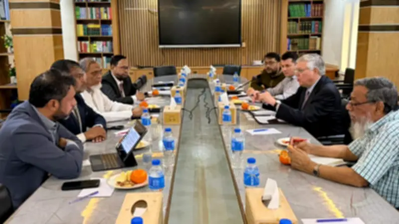 বাণিজ্যমন্ত্রীর সতর্কবার্তা, ময়লার স্তূপে মানব কঙ্কাল, মাহবুবা রহমানের প্রয়াণ