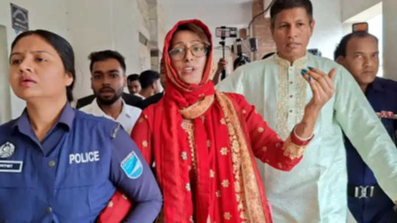 মডেল মোসা ও মিষ্টি সুবাসের রিমান্ড মঞ্জুর, স্মৃতিসৌধে স্লোগান দেওয়ার অভিযোগ