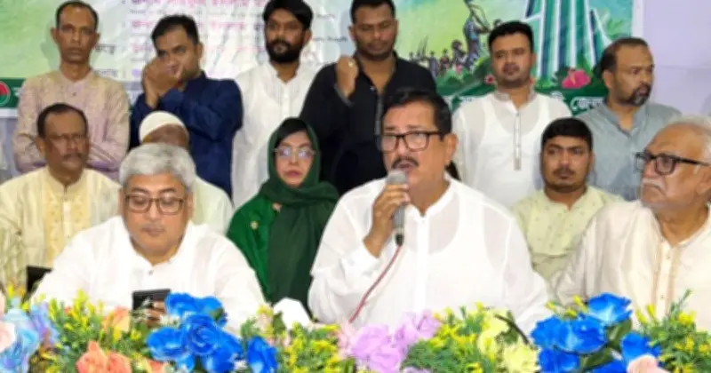 ভূমিমন্ত্রী মিনুর অভিযোগ: বিএনপির 'হেলমেটবাহিনী' এখন 'গুপ্তবাহিনী' হিসেবে কাজ করছে