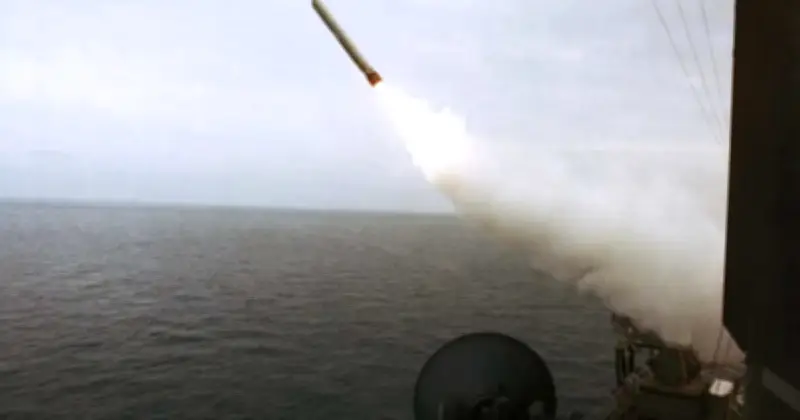 ইসরায়েলি ক্ষেপণাস্ত্রের আঘাতে ফিলিস্তিনি শিশুদের মৃত্যু: গাজায় মানবিক সংকট তীব্র