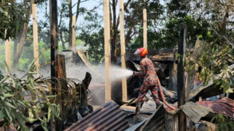 শরীয়তপুরে ছাত্রলীগ-বিএনপি সংঘর্ষ: ৮ আহত, বসতঘর পুড়িয়ে দেওয়া