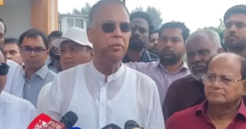 জ্বালানি তেলের সংকট নেই, মজুতদারি রোধে কঠোর নজরদারি: মন্ত্রী টুকু