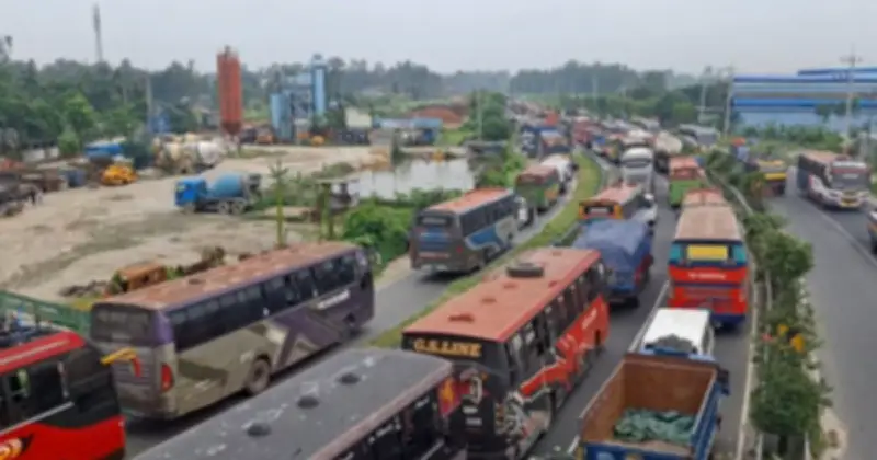 ঈদের পর যানজটে বিপর্যয়: ২৮ ঘণ্টা পর স্বাভাবিক সিরাজগঞ্জ মহাসড়ক ও যমুনা সেতু