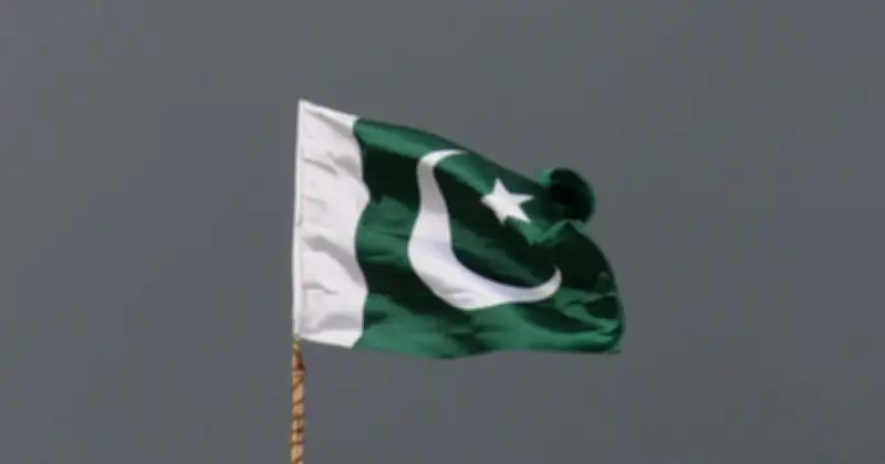 পাকিস্তানের প্রধানমন্ত্রীর ইরানের প্রেসিডেন্টের সাথে দীর্ঘ টেলিফোন আলোচনা, মধ্যপ্রাচ্য সংকট সমাধানে বৈঠকের প্রস্তুতি