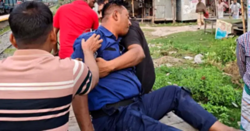 চাটমোহরে ট্রেন থেকে ছিটকে গুরুতর আহত জিআরপি কনস্টেবল, বগুড়ায় স্থানান্তর