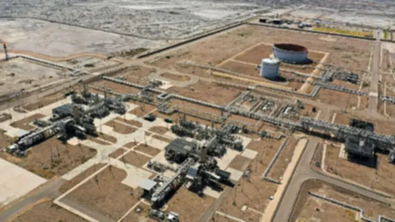 ইরাকের তেলক্ষেত্রে ড্রোন বিধ্বস্ত, প্রতিরক্ষা মন্ত্রণালয় ২৩ হাজার লিটার জ্বালানি তেল জব্দ করেছে