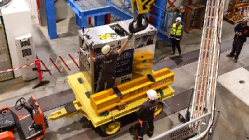 সার্নের ঐতিহাসিক সাফল্য: প্রথমবারের মতো সড়কপথে অ্যান্টিম্যাটার স্থানান্তর সম্পন্ন