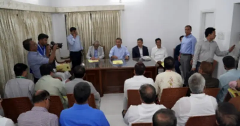 প্রধানমন্ত্রী তারেক রহমানের নয়াপল্টনে প্রথম দলীয় কার্যালয় সফর