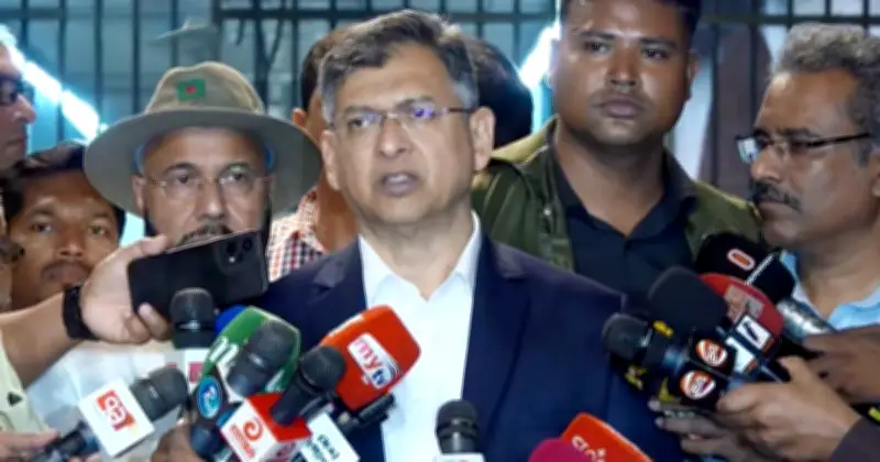 তেলের দাম স্থিতিশীল রাখা সরকারের সফলতা, পাচার রোধে কঠোর নির্দেশ: স্বরাষ্ট্রমন্ত্রী