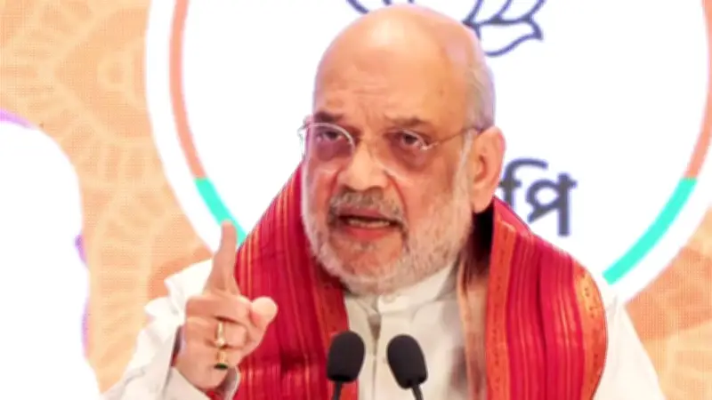 বাংলাদেশের রাজনৈতিক ও আন্তর্জাতিক সংকট: অনুপ্রবেশ থেকে ডিজিটাল ব্ল্যাকআউট