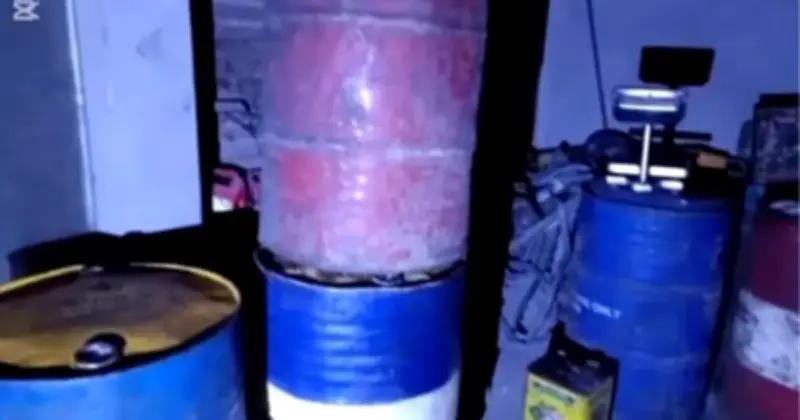 কালিয়াকৈরে পুলিশের অভিযানে তিন হাজার লিটার অবৈধ ডিজেল জব্দ, একজন আটক