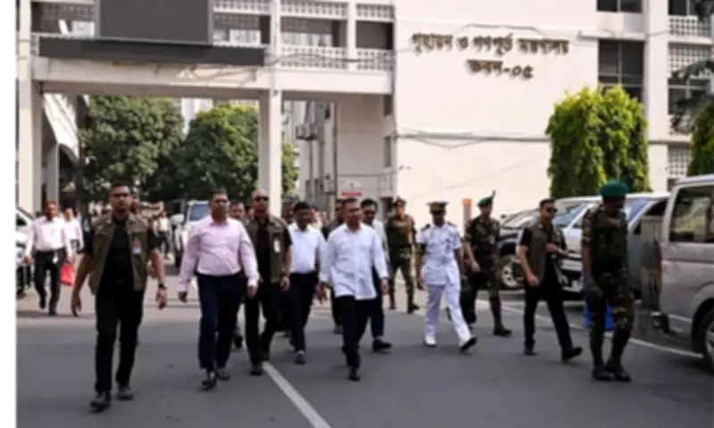 প্রধানমন্ত্রী তারেক রহমানের সচিবালয়ে বিভিন্ন মন্ত্রণালয় পরিদর্শন