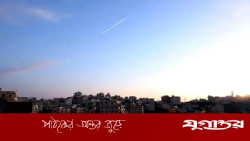 পারস্য উপসাগরীয় দেশগুলোর গুরুত্বপূর্ণ অবকাঠামোয় দফায় দফায় হামলা, দায় স্বীকার করেনি কেউ