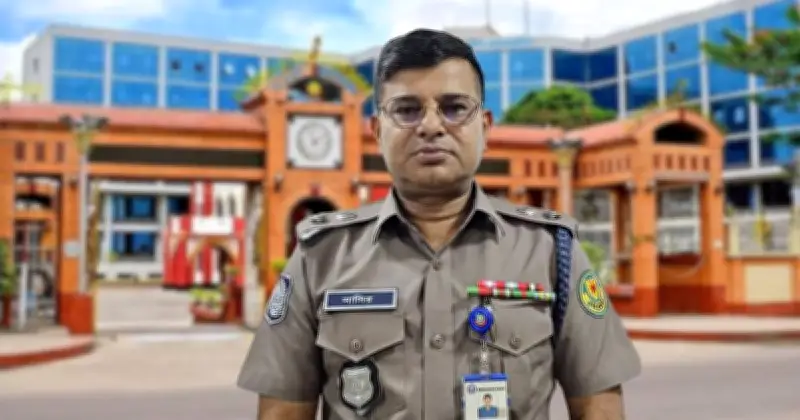 ডিএমপিতে বড় রদবদল: নাসিরুদ্দিন মুখপাত্র, আহাদুজ্জামান পরিবহনে