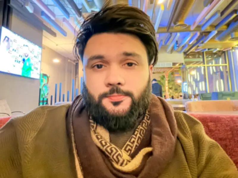 রাজধানীতে ইউটিউবার আর এস ফাহিম গ্রেপ্তার, আওয়ামী লীগ নেতাদের সঙ্গে সংশ্লিষ্টতার অভিযোগ