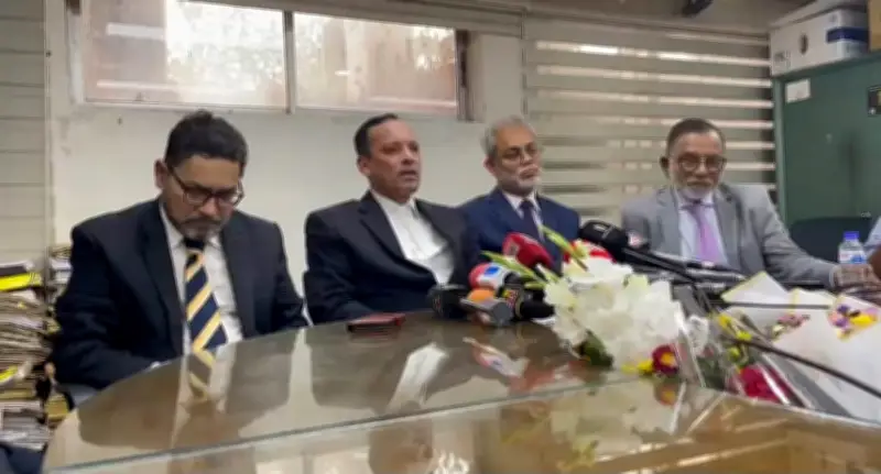 নতুন অ্যাটর্নি জেনারেলের প্রথম কর্মদিবসে নোট-বাণিজ্য ও অনৈতিক লেনদেনের অভিযোগে তদন্তের ঘোষণা