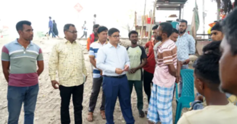 রাজশাহীতে পদ্মা নদীর নৌযাত্রীদের অতিরিক্ত ভাড়া নেওয়ার অভিযোগে তদন্ত ও সতর্কতা