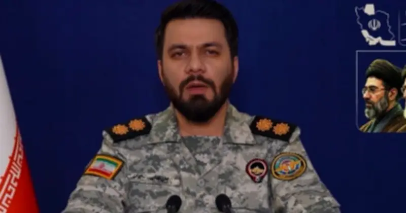 ইরানের কঠোর সতর্কতা: মার্কিন স্থল অভিযান হলে হাঙ্গরের খোরাক হবে সেনারা