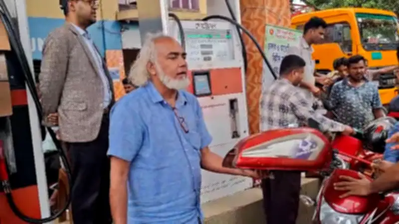 বাংলাদেশে অনলাইন শিক্ষার প্রসারে নতুন উদ্যোগ: শিক্ষার্থীদের জন্য ডিজিটাল সুযোগ বৃদ্ধি