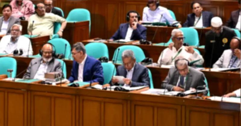 প্রতি বছর বাংলাদেশের চাকরির বাজারে যোগ হচ্ছে ১৩.৬ লাখ নতুন কর্মক্ষম মানুষ