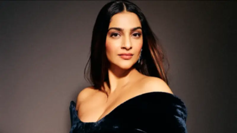 সোনম কাপুর দ্বিতীয়বার মা হলেন, আনন্দ আহুজার ঘর আলো করে এলো পুত্রসন্তান