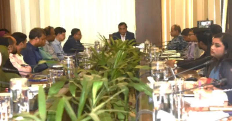 বর্জ্যমুক্ত ঢাকা গড়তে নাগরিক ও সিটি করপোরেশনের যৌথ অংশীদারত্বের বিকল্প নেই