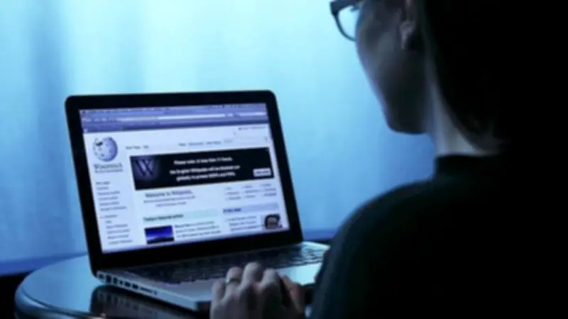 উইকিপিডিয়া আনুষ্ঠানিকভাবে নিষিদ্ধ করলো এআই দিয়ে তৈরি কনটেন্ট, মানব সম্পাদনার উপর জোর