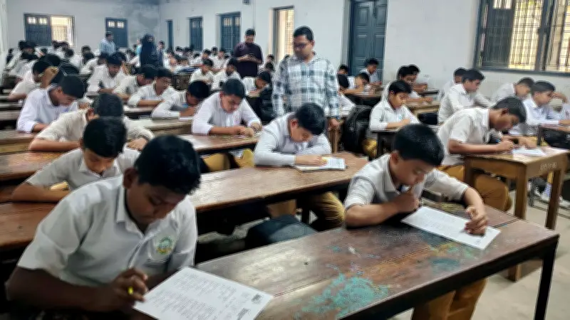 চাঁপাইনবাবগঞ্জে মুক্তিযুদ্ধ অলিম্পিয়াডে উঠে এলো বীরত্বগাথা, শিক্ষার্থীদের মাঝে ইতিহাস চর্চা