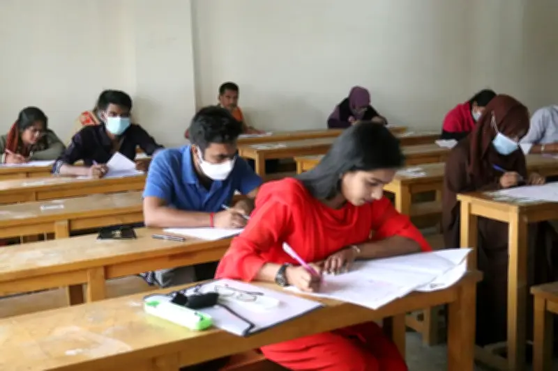 ৫০তম বিসিএস লিখিত পরীক্ষা পিছিয়ে জুলাইয়ে নেওয়ার দাবিতে ২৪ ঘণ্টার আলটিমেটাম