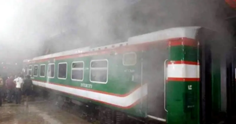 মৌলভীবাজারে উপবন এক্সপ্রেসে অগ্নিকাণ্ড: সিলেটের সঙ্গে সারাদেশের রেল যোগাযোগ বন্ধ