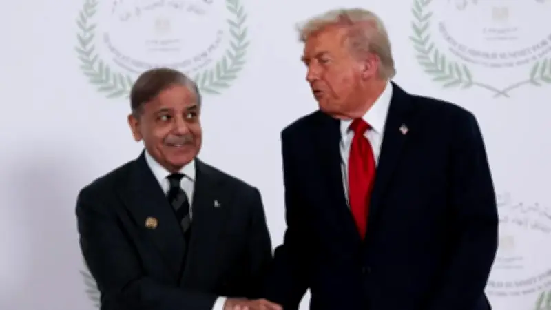 ইরান-মার্কিন উত্তেজনায় পাকিস্তানের কৌশল, ঢাকায় বৃষ্টির আভাস ও সংসদে জুতা হারানো হানজালা