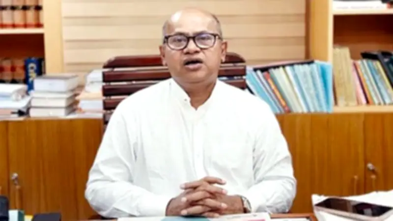 সাবেক অ্যাটর্নি জেনারেলের জামিন আবেদন, স্বর্ণের দাম বৃদ্ধি ও আন্তর্জাতিক উত্তেজনা