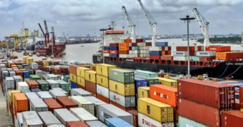 মধ্যপ্রাচ্যের সংঘাতেও অব্যাহত তেল ট্যাংকারের আগমন, চট্টগ্রাম বন্দরে জ্বালানি সরবরাহের চাপ