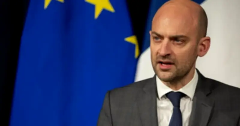 লেবাননে ইউনিফিলের ওপর ইসরায়েলি হামলায় ফ্রান্সের তীব্র নিন্দা ও জরুরি বৈঠকের আহ্বান