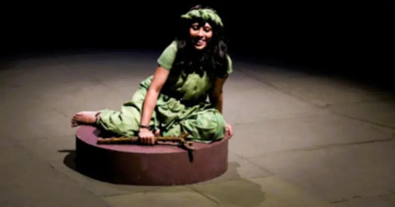 বটতলার নাটক ‘খনা’র শততম মঞ্চায়ন: নারী ও শ্রেণির প্রশ্নে অনবদ্য আখ্যান